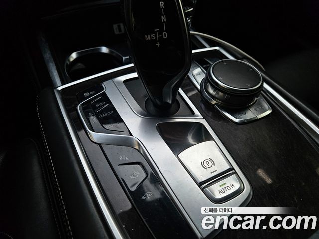 BMW 7-Series 730d xDrive