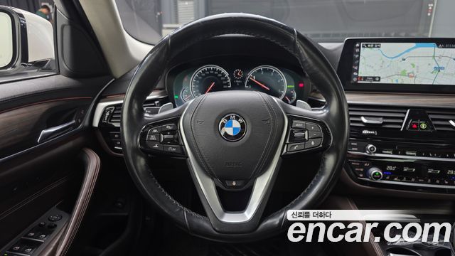 BMW 5-Series 520d Luxury Plus