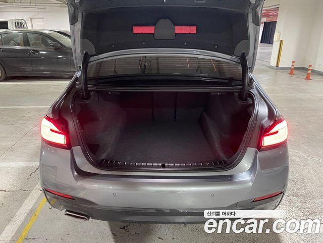 BMW 5-Series 520i M Sport
