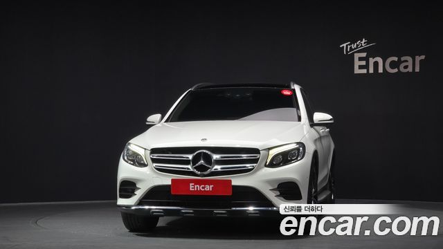 Mercedes-Benz GLC-Class GLC300 4MATIC AMG Line
