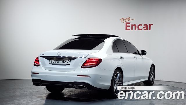 Mercedes-Benz E-Class E300 AMG Line