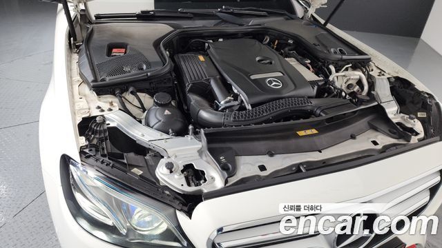 Mercedes-Benz E-Class E300 AMG Line