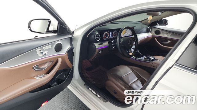 Mercedes-Benz E-Class E300 AMG Line