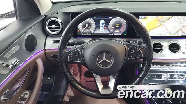 Mercedes-Benz E-Class E300 AMG Line