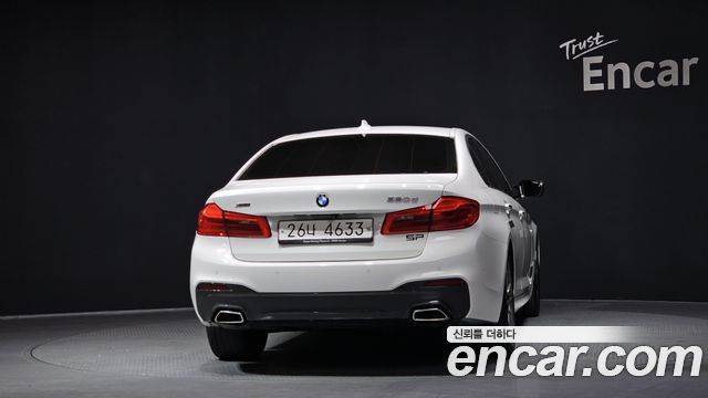 BMW 5-Series 520d xDrive M Sport Package Plus