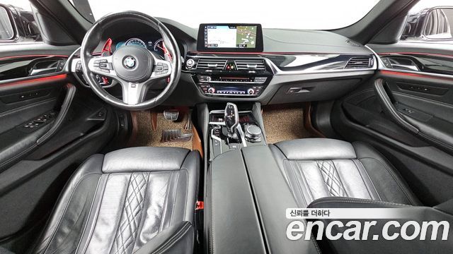BMW 5-Series 520d xDrive M Sport Package Plus