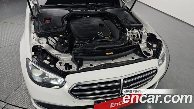Mercedes-Benz E-Class E350 4MATIC Exclusive