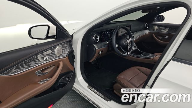 Mercedes-Benz E-Class E350 4MATIC Exclusive