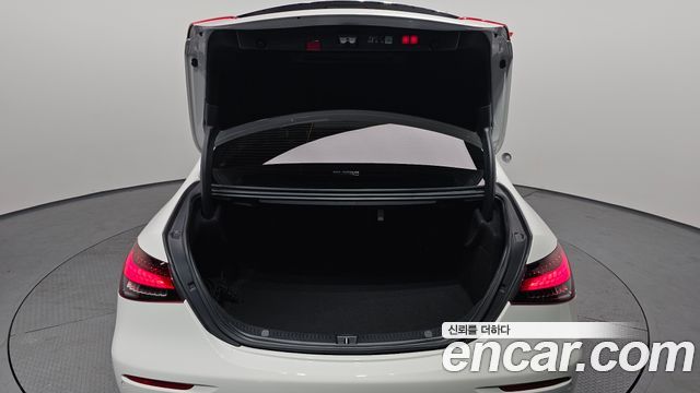 Mercedes-Benz E-Class E350 4MATIC Exclusive
