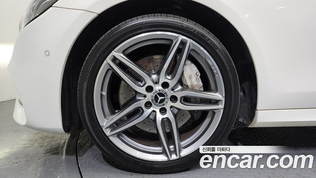 Mercedes-Benz E-Class E300 AMG Line