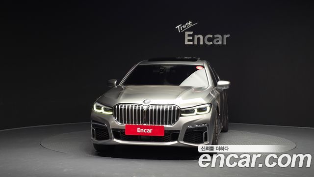 BMW 7-Series 740Li xDrive M Sport Package