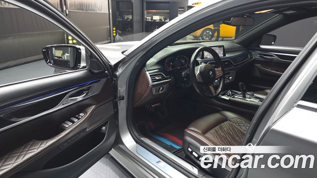 BMW 7-Series 740Li xDrive M Sport Package