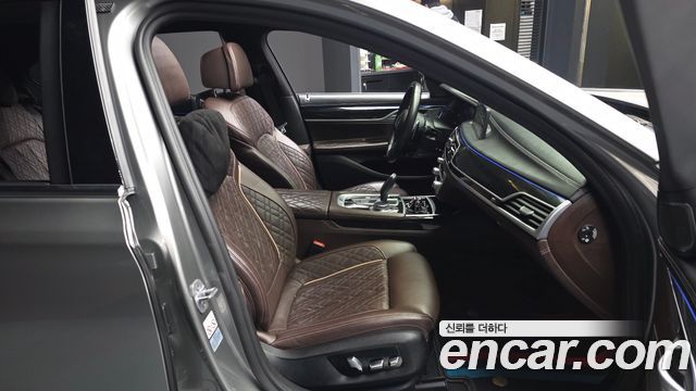 BMW 7-Series 740Li xDrive M Sport Package
