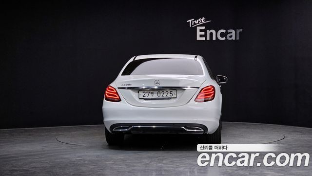 Mercedes-Benz C-Class C220 d Avantgarde