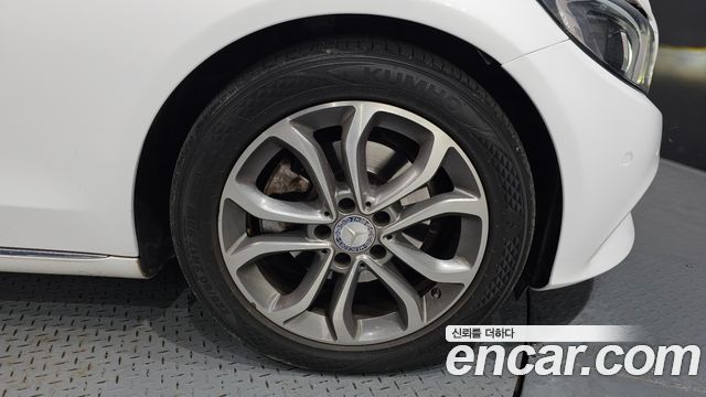 Mercedes-Benz C-Class C220 d Avantgarde