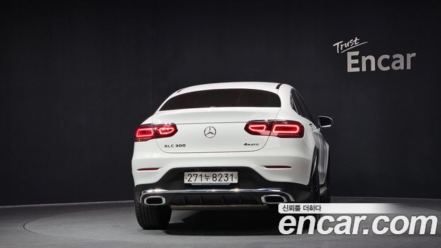 Mercedes-Benz GLC-Class GCL300 4MATIC Coupe