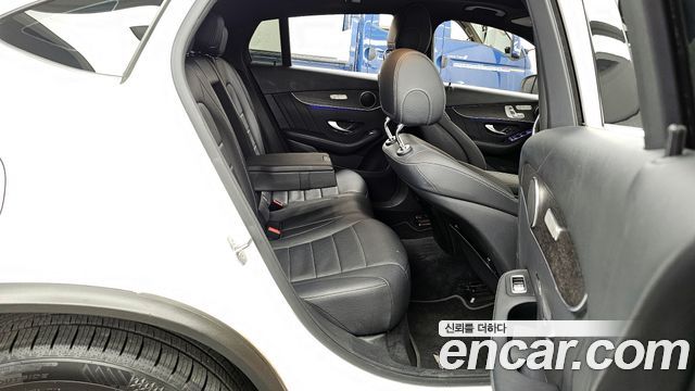 Mercedes-Benz GLC-Class GCL300 4MATIC Coupe