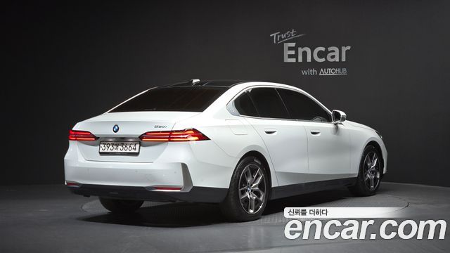 BMW 5-Series 520i
