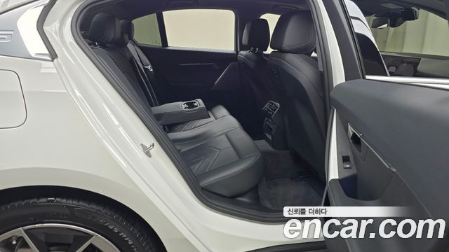 BMW 5-Series 520i