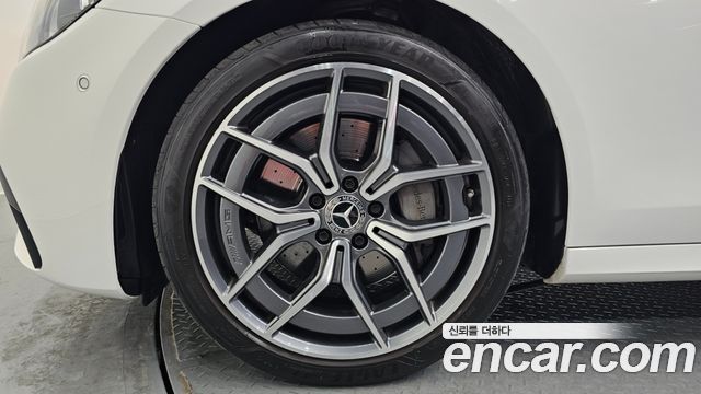 Mercedes-Benz E-Class E220d 4MATIC AMG Line