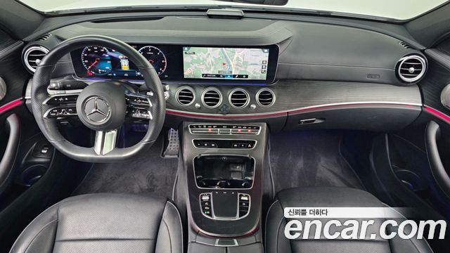 Mercedes-Benz E-Class E220d 4MATIC AMG Line