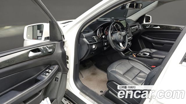 Mercedes-Benz GLE-Class GLE250 d 4MATIC