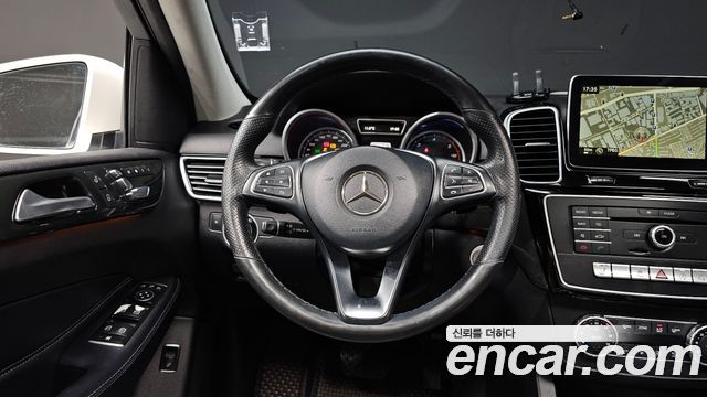 Mercedes-Benz GLE-Class GLE250 d 4MATIC