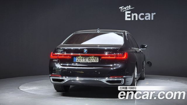 BMW 7-Series 740d xDrive Design Pure Excellence
