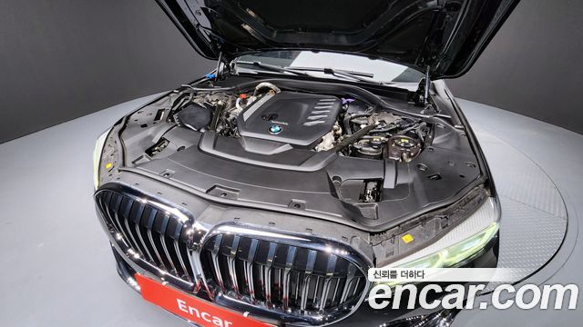 BMW 7-Series 740d xDrive Design Pure Excellence