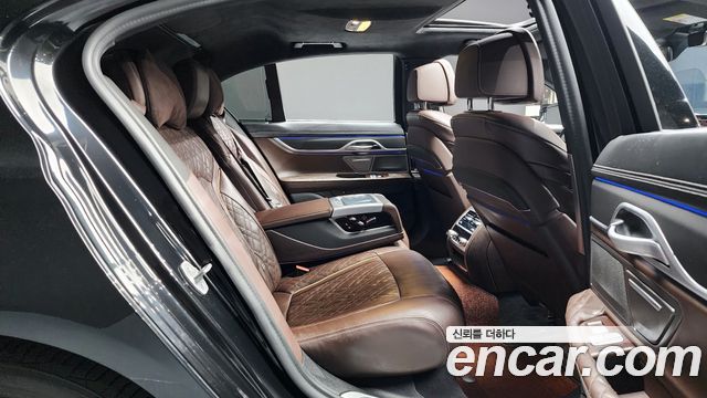 BMW 7-Series 740d xDrive Design Pure Excellence