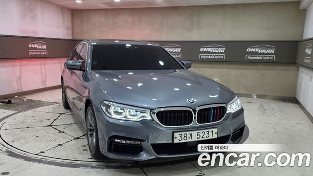 BMW 5-Series 530i M Sport Package Plus