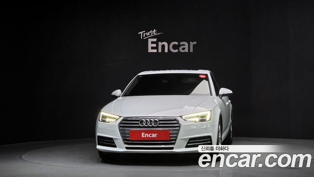 Audi A4 30 TDI Premium
