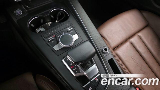 Audi A4 30 TDI Premium