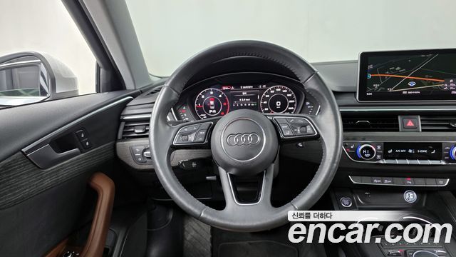 Audi A4 30 TDI Premium
