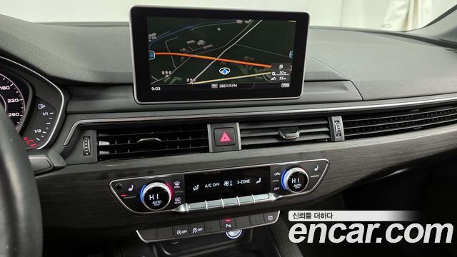 Audi A4 30 TDI Premium