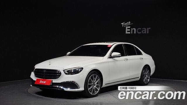 Mercedes-Benz E-Class E300e 4MATIC Exclusive