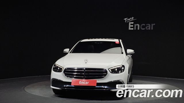 Mercedes-Benz E-Class E300e 4MATIC Exclusive