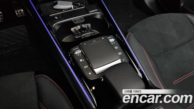 Mercedes-Benz EQA EQA250 AMG Package