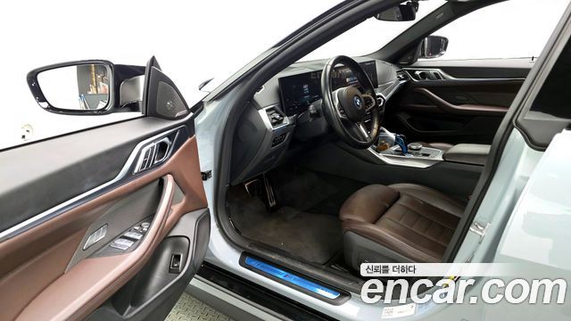 BMW i4 M50