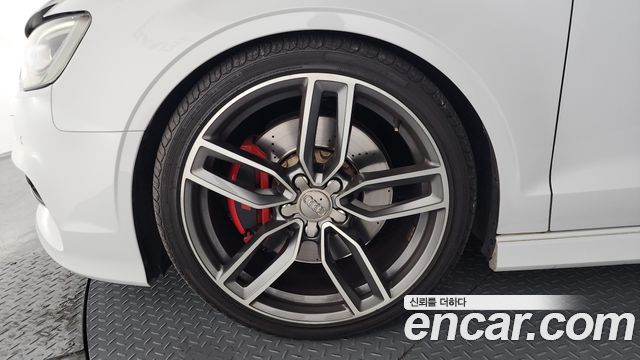 Audi S3 2.0 TFSI Quattro