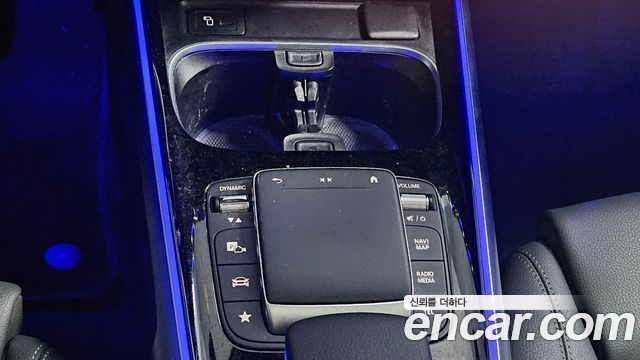 Mercedes-Benz EQB EQB300 4MATIC Electric Art
