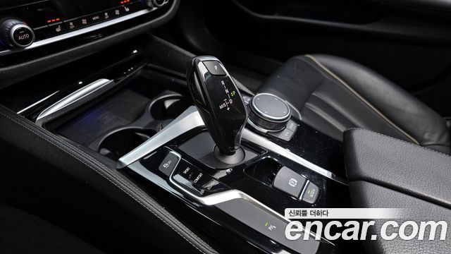 BMW 5-Series 520d Luxury Special Edition
