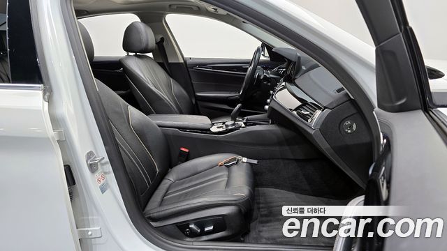 BMW 5-Series 520d Luxury Special Edition