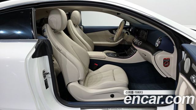 Mercedes-Benz E-Class E300d 4MATIC Coupe