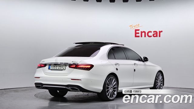 Mercedes-Benz E-Class E350 4MATIC AMG Line