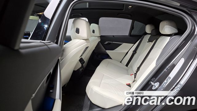 BMW i5 eDrive 40 M Sport
