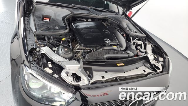 Mercedes-Benz E-Class E350 4MATIC AMG Line