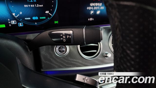 Mercedes-Benz E-Class E350 4MATIC AMG Line