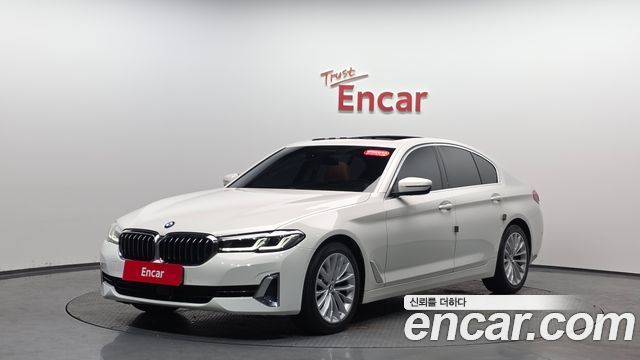 BMW 5-Series 520i Luxury