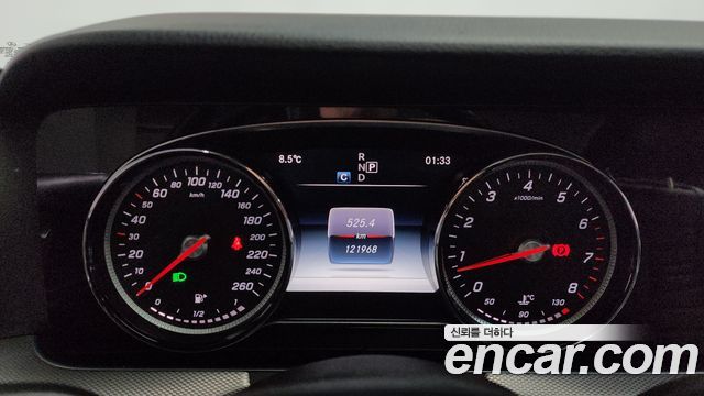 Mercedes-Benz E-Class E200 Avantgarde